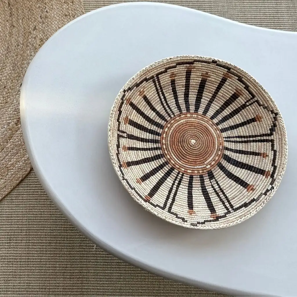 decoracion-cuenco-de-cuerda-sobre-porcelana