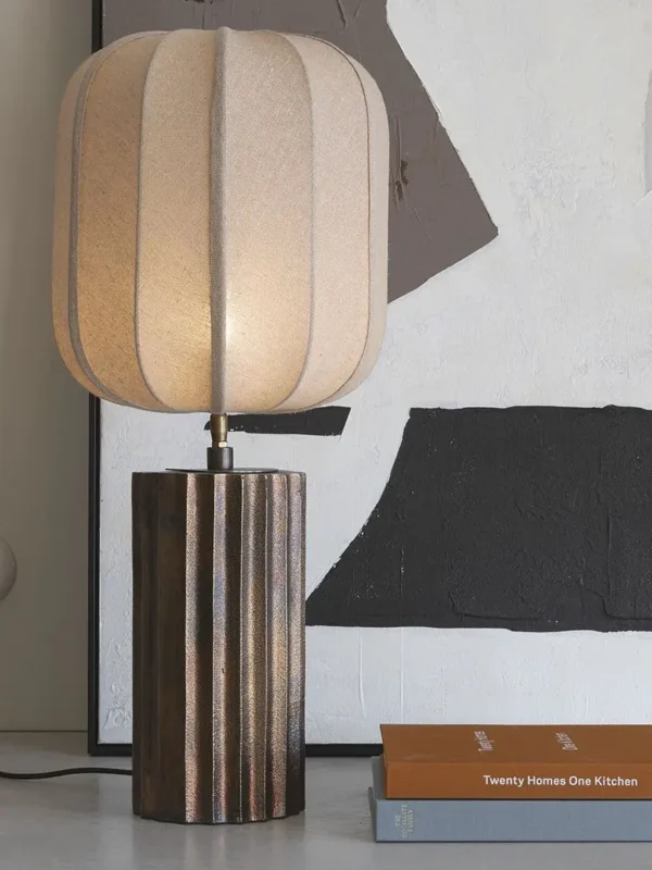 base-de-lampara-athena-en-metal-con-acabado-laton-antiguo