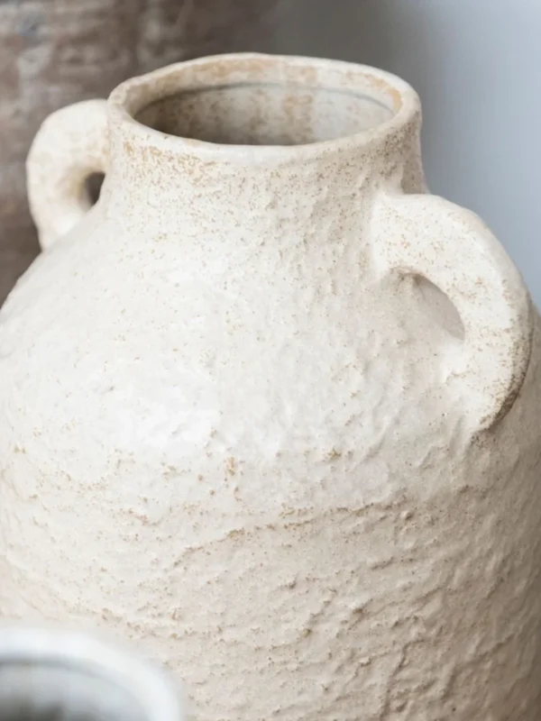 jarron-de-ceramica-beige-sicily-vista-en-detalle