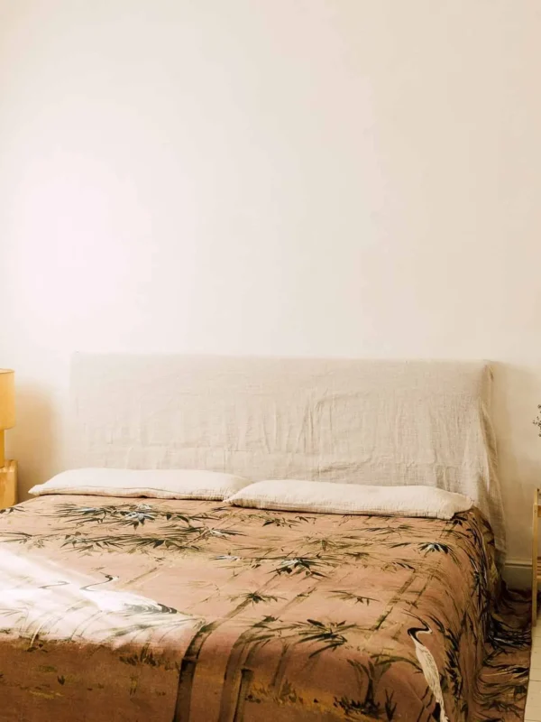 tapiz-de-garzas-rosa-cama-ancha